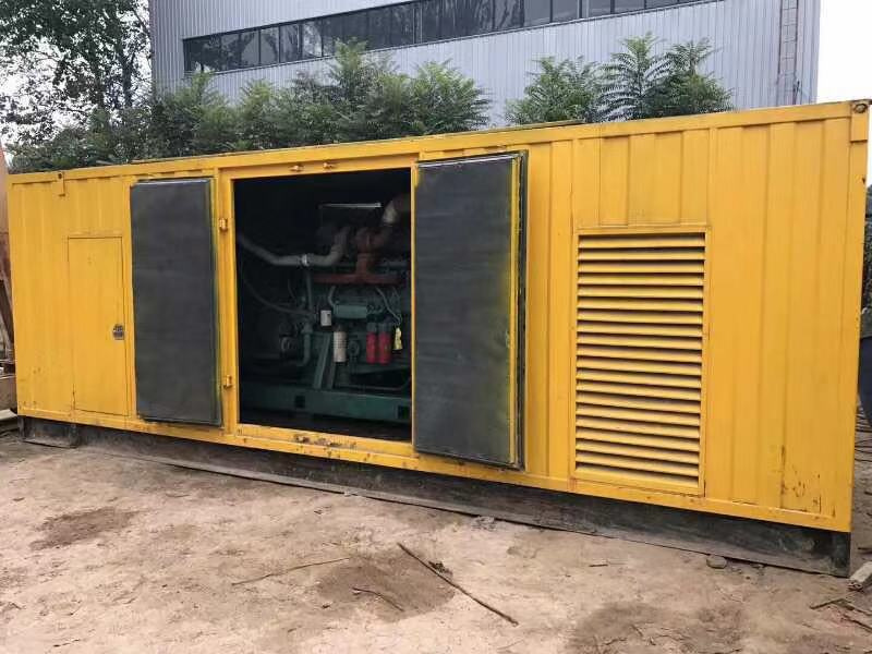 阿尔山柴油发电机组滤清器内充满机油但压力不足如何进行故障排查？