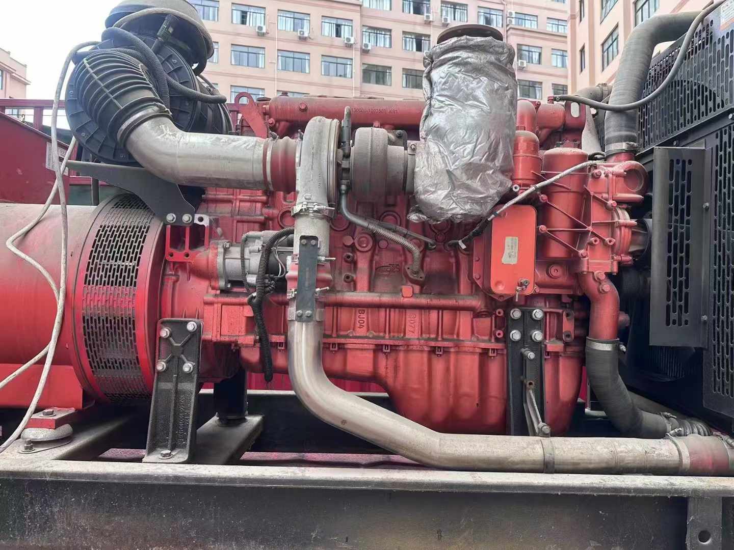 阿尔山如何选择适合 600kW 柴油发电机组的过载保护器？